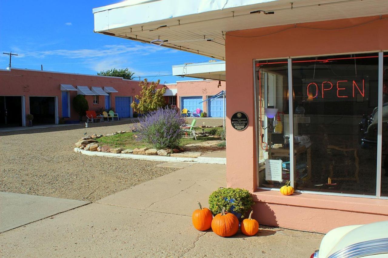 Blue Swallow Motel Tucumcari Bagian luar foto